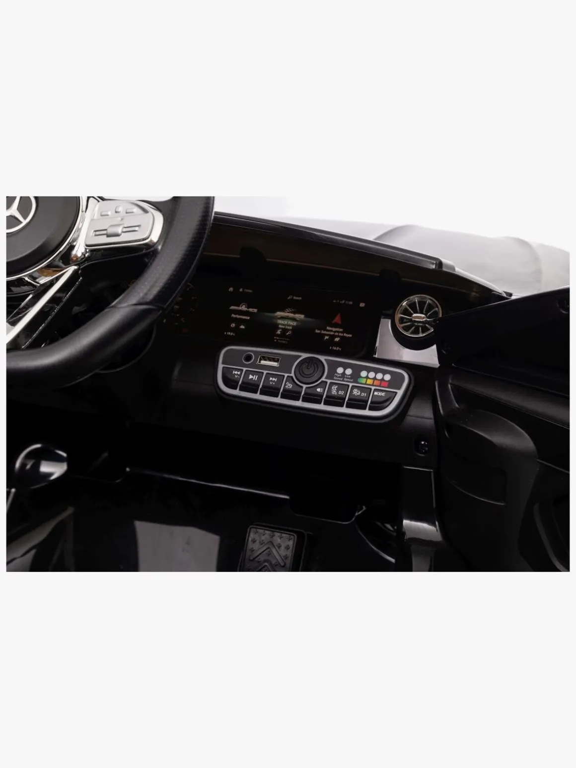 Mercedes Benz CLA45 Elbil, Sort