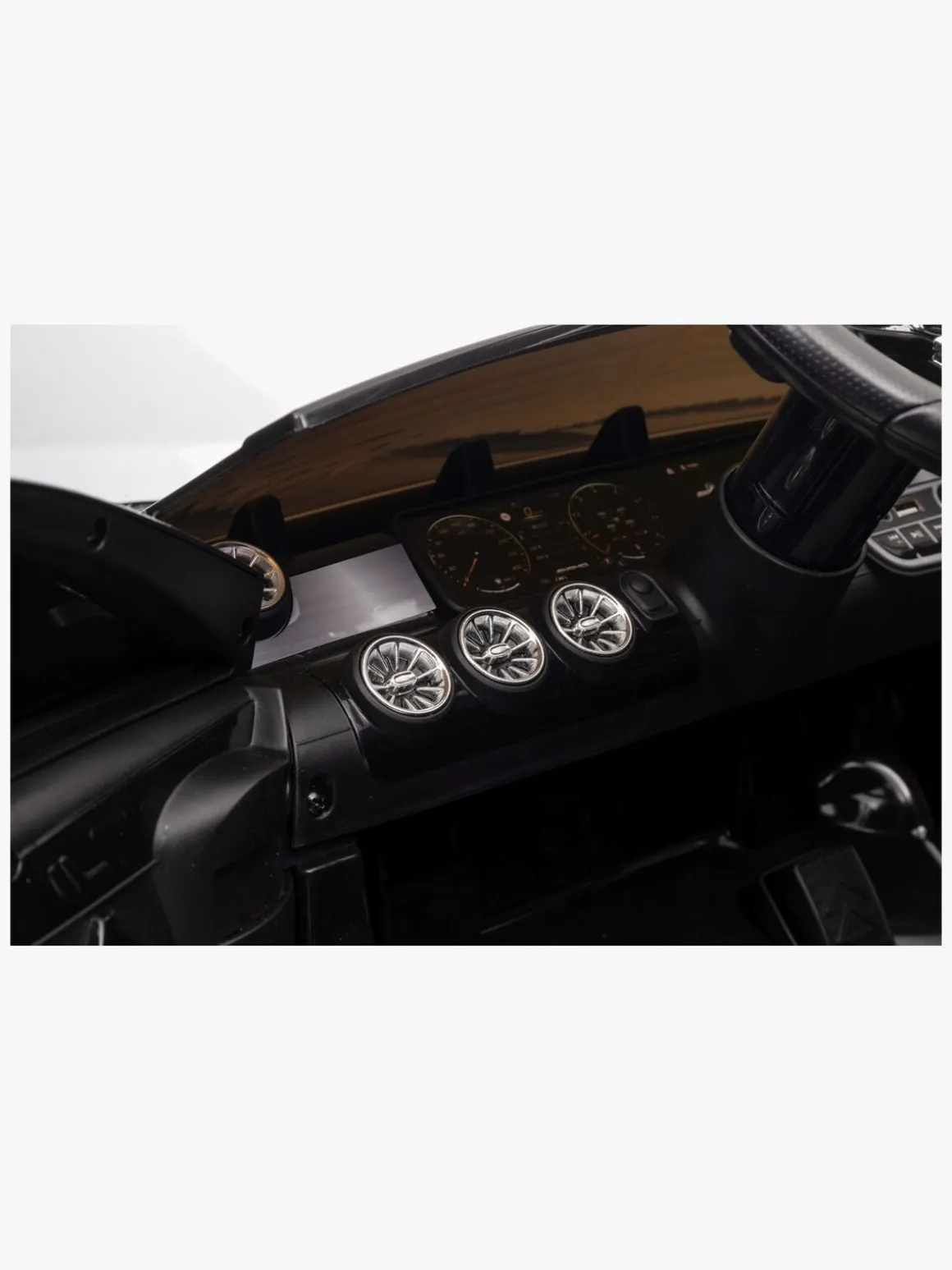 Mercedes Benz CLA45 Elbil, Sort