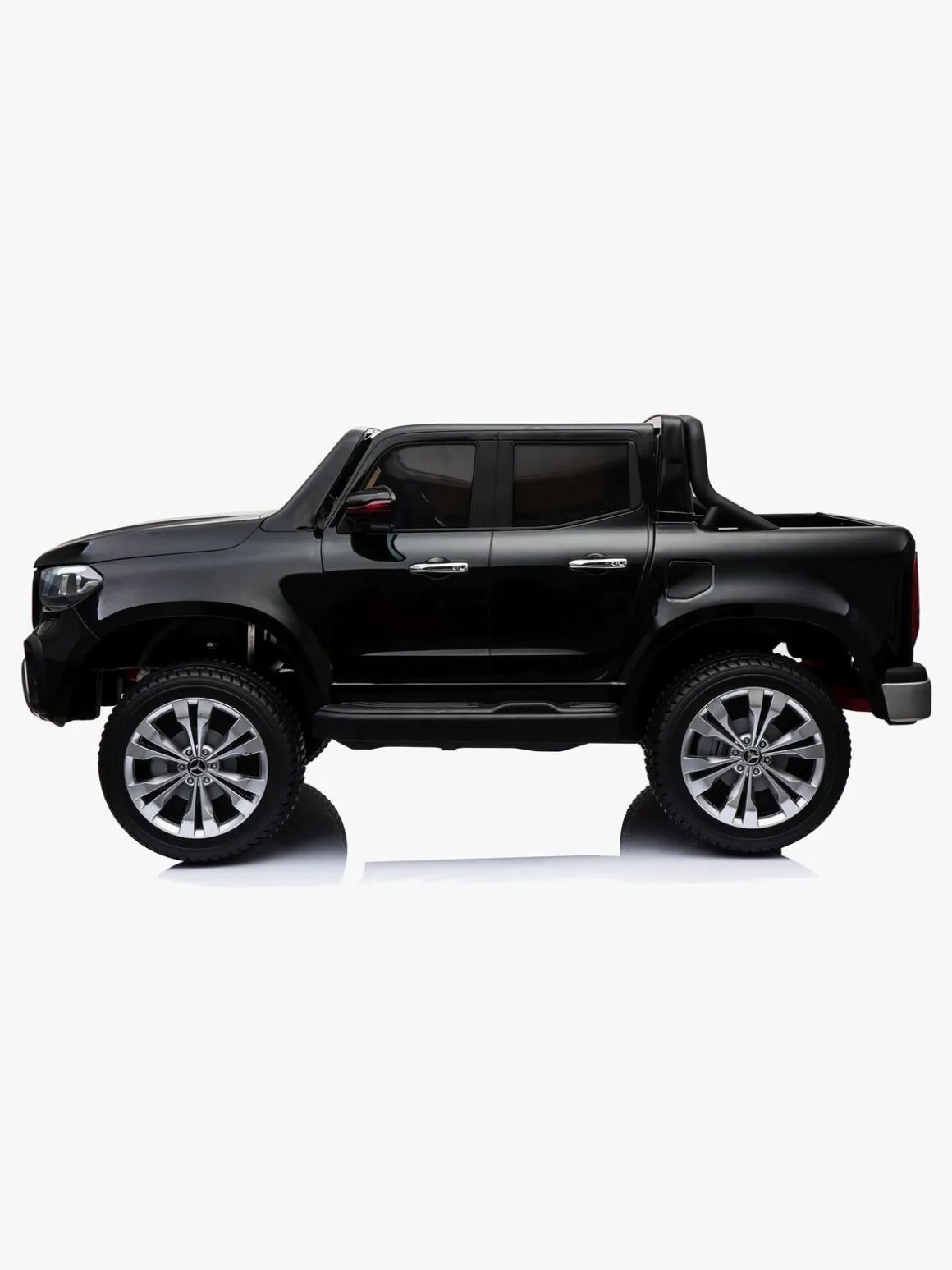 Mercedes X-Class Elbil, Sort