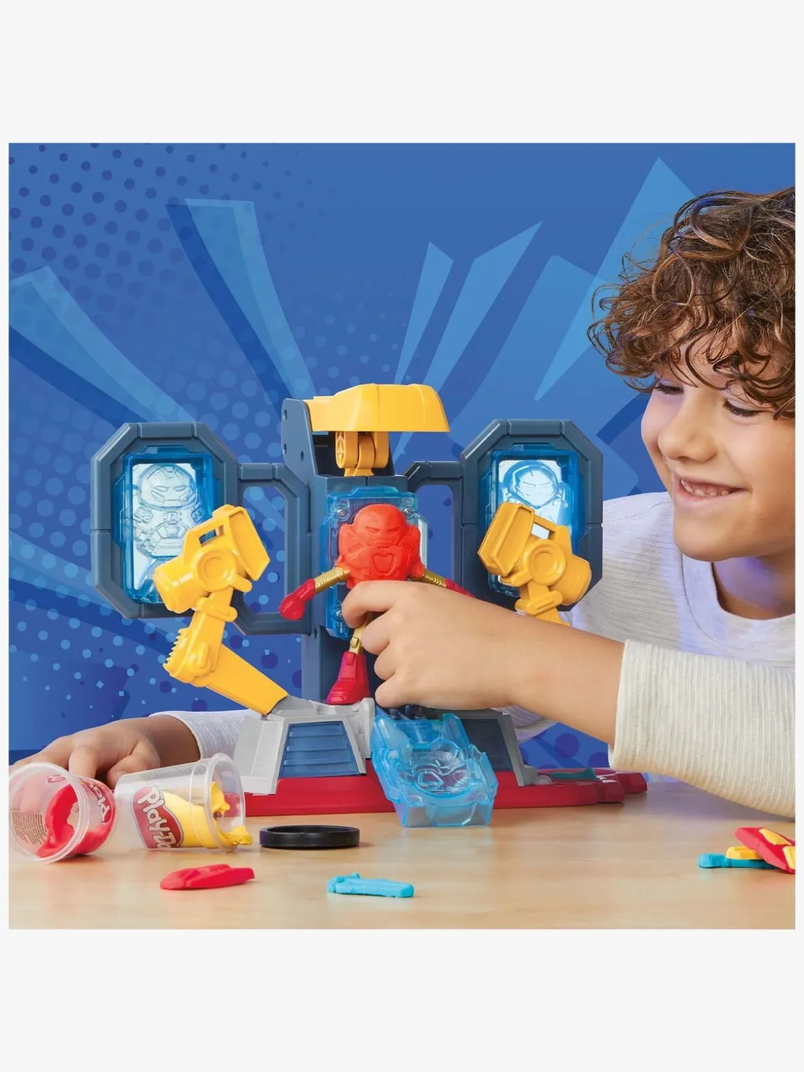 Play-Doh Iron Man Armor Maker Lab Legesæt